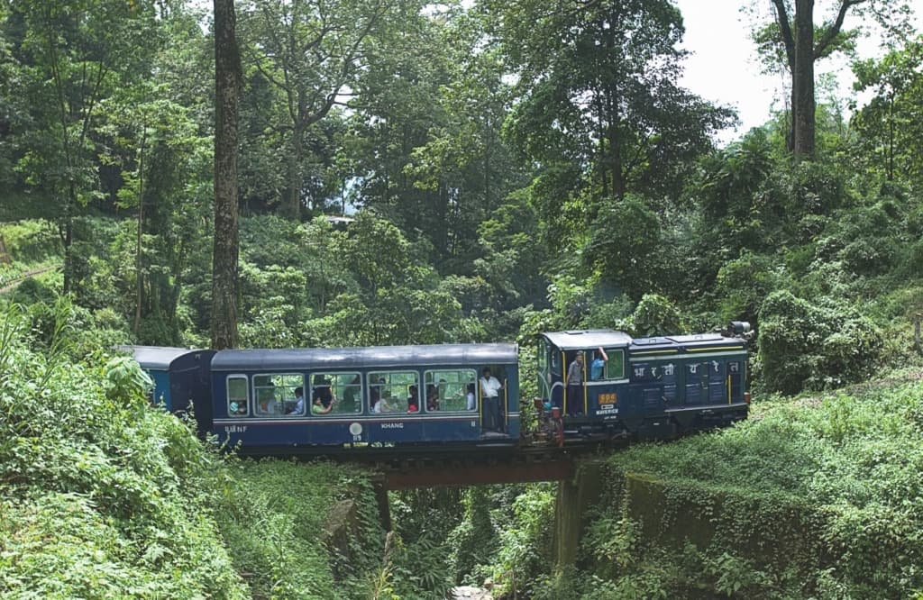 Гималайская железная дорога Дарджилинг, Западная Бенгалия, Индия